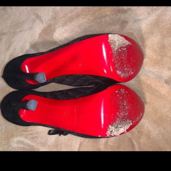 - Christian Louboutin - Picture 10 of 12